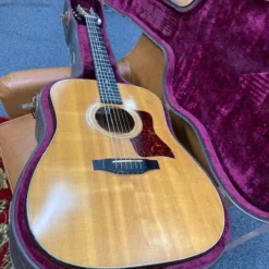 Taylor 410 Dreadnought ( Preloved ) W/ Hardcase . GUITARS