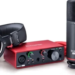 Focusrite Scarlett Solo Studio 3rd Gen Bundle