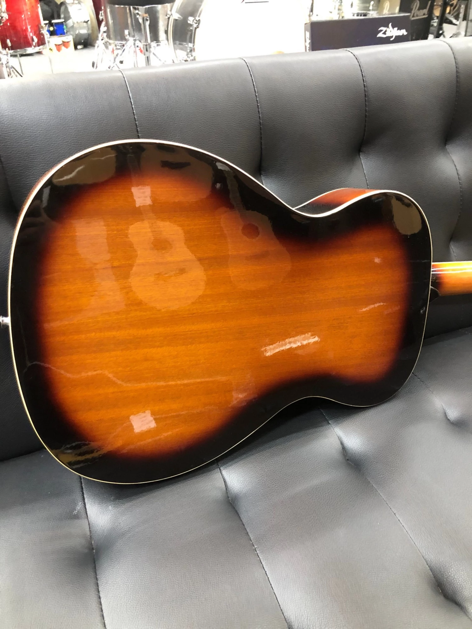 Tanglewood TWD1 Resonator Vintage Sunburst 4 Tanglewood TWD1 Resonator Vintage Sunburst