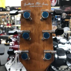 GUITARS Martinez Southern Star Series MTT-8-NGL Mini KOA Body With Deluxe Hard Case