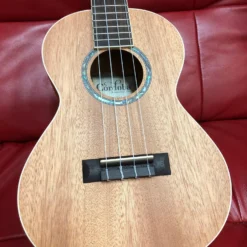 GUITARS Cordoba 15TM Tenor Mahogany Ukulele
