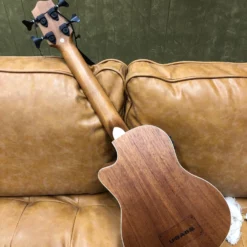 Kala Scout UBass W/cutaway GUITARS
