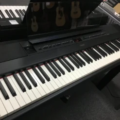 DIGITAL PIANOS/KEYBOARDS Yamaha P-515 Digital Piano