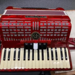 Excalibur 72 Bass Accordion ( Preloved ) GUITARS