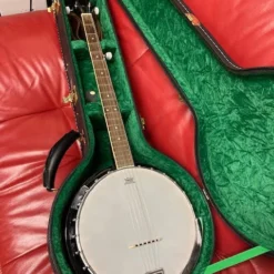 Bryden Left Handed Banjo W/ Hardcase And Deluxe Strap + Acc ( Preloved )