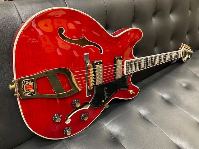 Hagstrom 67’ Viking II Semi-Hollow Guitar In Wild Cherry Transparent Rock 'n' Roll History GUITARS 3 Hagstrom 67’ Viking II Semi-Hollow Guitar In Wild Cherry Transparent Rock 'n' Roll History GUITARS