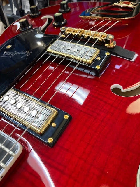 Hagstrom 67’ Viking II Semi-Hollow Guitar In Wild Cherry Transparent Rock 'n' Roll History GUITARS 9 Hagstrom 67’ Viking II Semi-Hollow Guitar In Wild Cherry Transparent Rock 'n' Roll History GUITARS