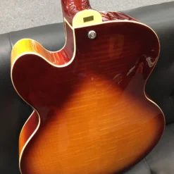 GUITARS Hagstrom HJ800 Jazzbox Electric Guitar W/ Hardcase