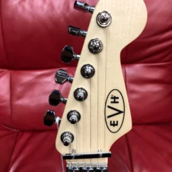 GUITARS EVH Striped Series Red With Black Stripes 17 GUITARS EVH Striped Series Red With Black Stripes