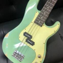 GUITARS Tokai 'Legacy Series' P-Style 'Relic' Bass - Blue