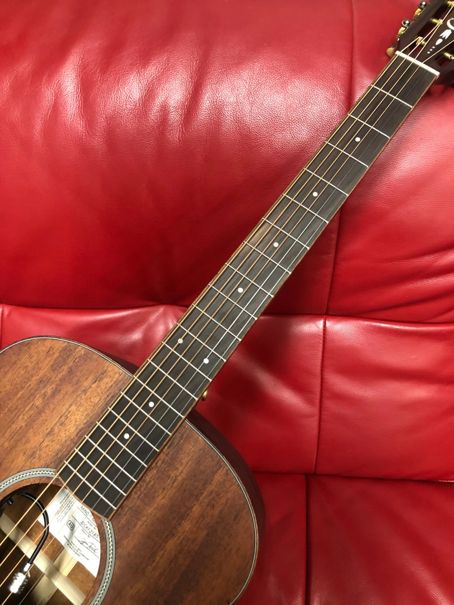 GUITARS Crafter T-MAHOe "OM" Mahogany Body Acoustic Electric Guitar W/carry Bag 5 GUITARS Crafter T-MAHOe "OM" Mahogany Body Acoustic Electric Guitar W/carry Bag