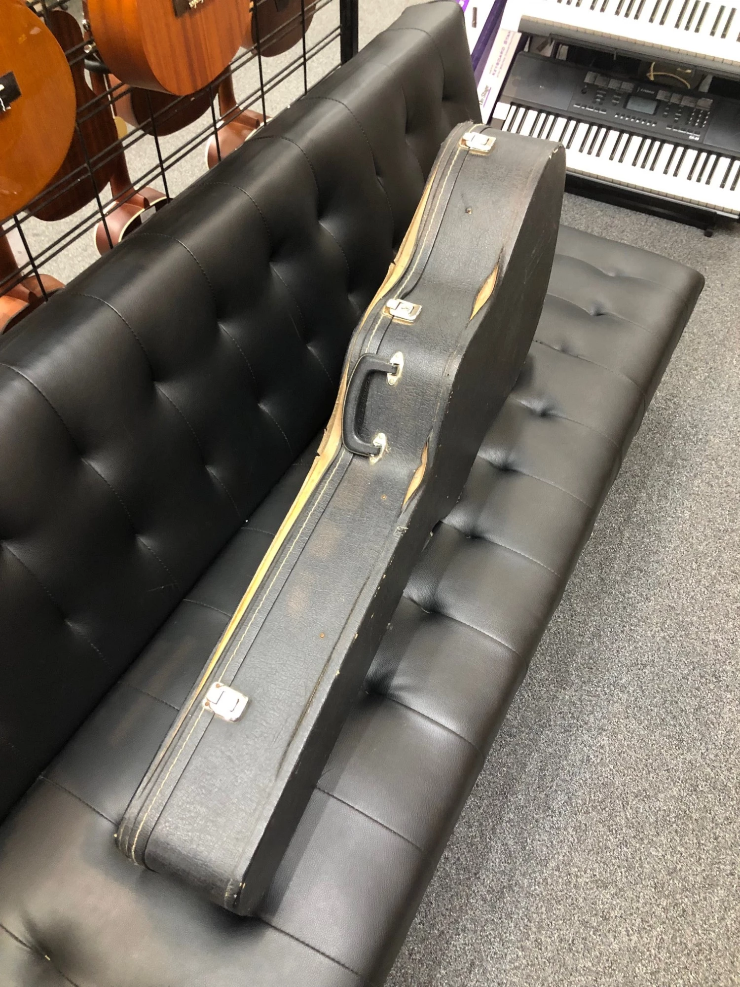 Ibanez V310TV W/case (Pre-Loved) Made In Japan 7 Ibanez V310TV W/case (Pre-Loved) Made In Japan