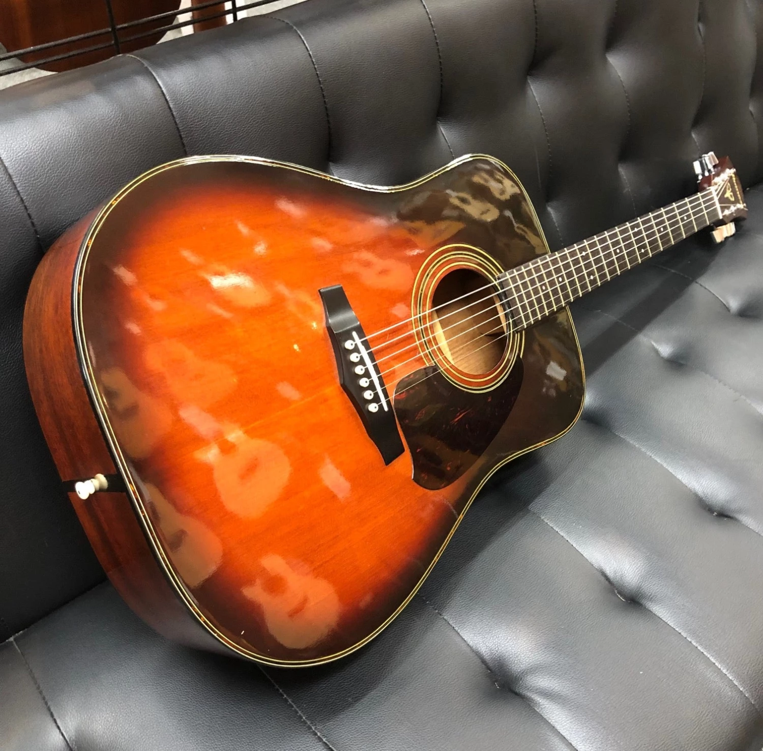 Ibanez V310TV W/case (Pre-Loved) Made In Japan 3 Ibanez V310TV W/case (Pre-Loved) Made In Japan