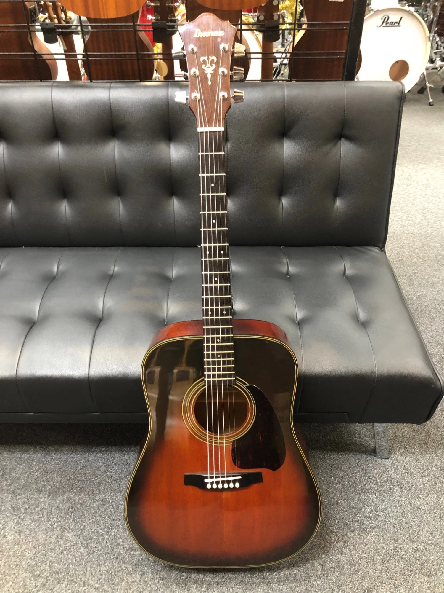 Ibanez V310TV W/case (Pre-Loved) Made In Japan 9 Ibanez V310TV W/case (Pre-Loved) Made In Japan