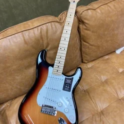 Fender Stratocaster Player Series Sunburst