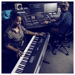 DIGITAL PIANOS/KEYBOARDS Yamaha MX88 Synth / Workstation - 88 Note