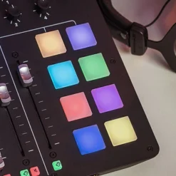 LIVE SOUND Rodecaster PRO Podcasting Studio