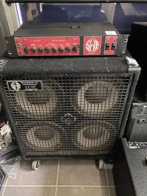 SWR 350 Head W/Working Man 4 X 10T Cab 5 SWR 350 Head W/Working Man 4 X 10T Cab