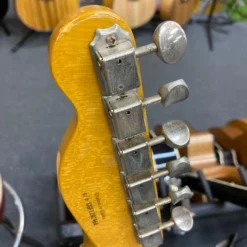 Fender Telecaster Modern Player Honey Burst Preowned