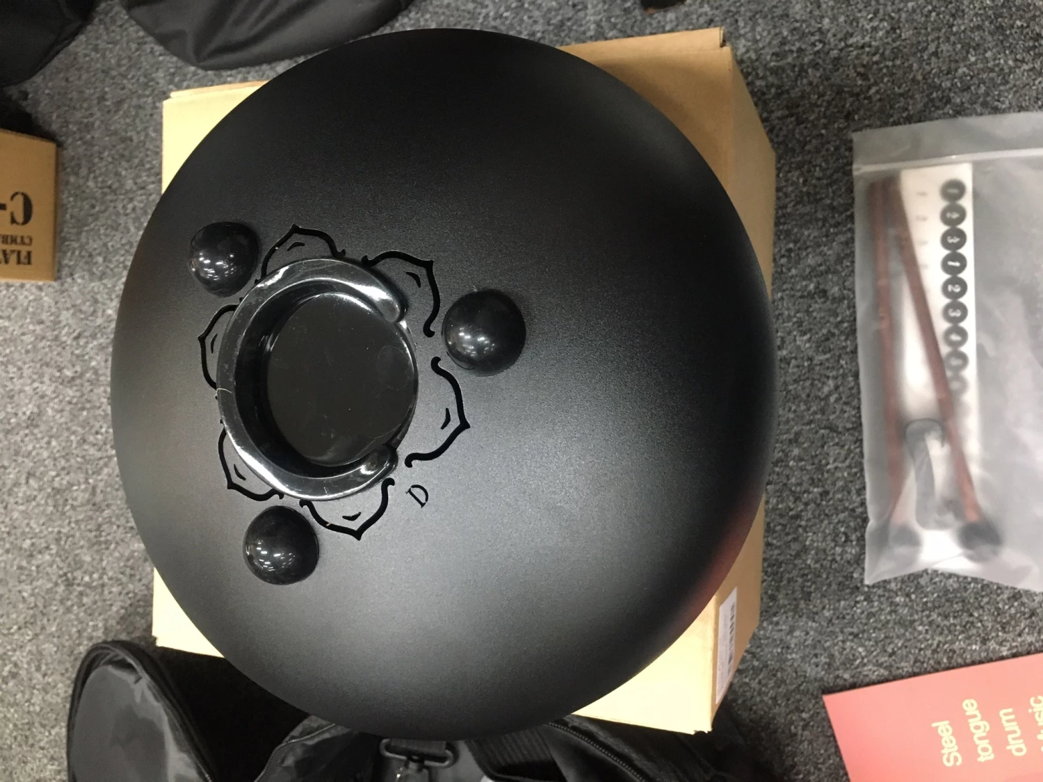 Opus Tongue Drum Black With Acc 5 Opus Tongue Drum Black With Acc