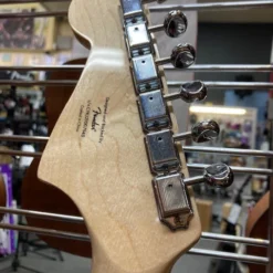 Fender Paranormal Series Toronado Mystic Seafoam 13 Fender Paranormal Series Toronado Mystic Seafoam