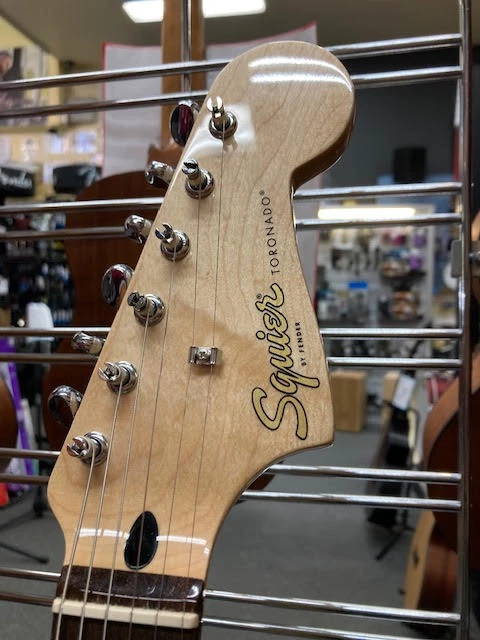 Fender Paranormal Series Toronado Mystic Seafoam 7 Fender Paranormal Series Toronado Mystic Seafoam