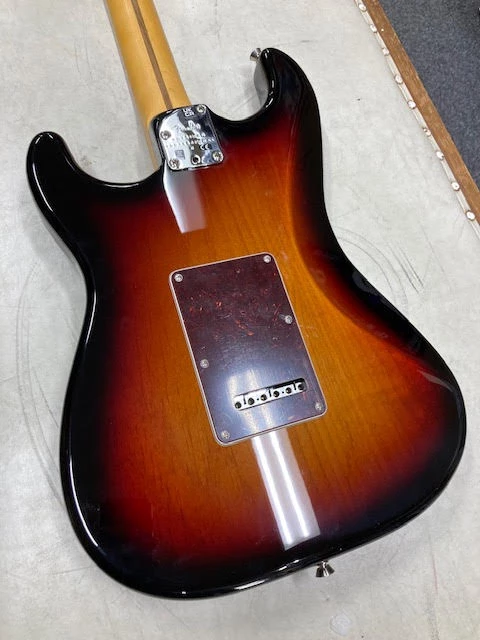 GUITARS Fender American Professional II Stratocaster 3-Colour Sunburst 6 GUITARS Fender American Professional II Stratocaster 3-Colour Sunburst