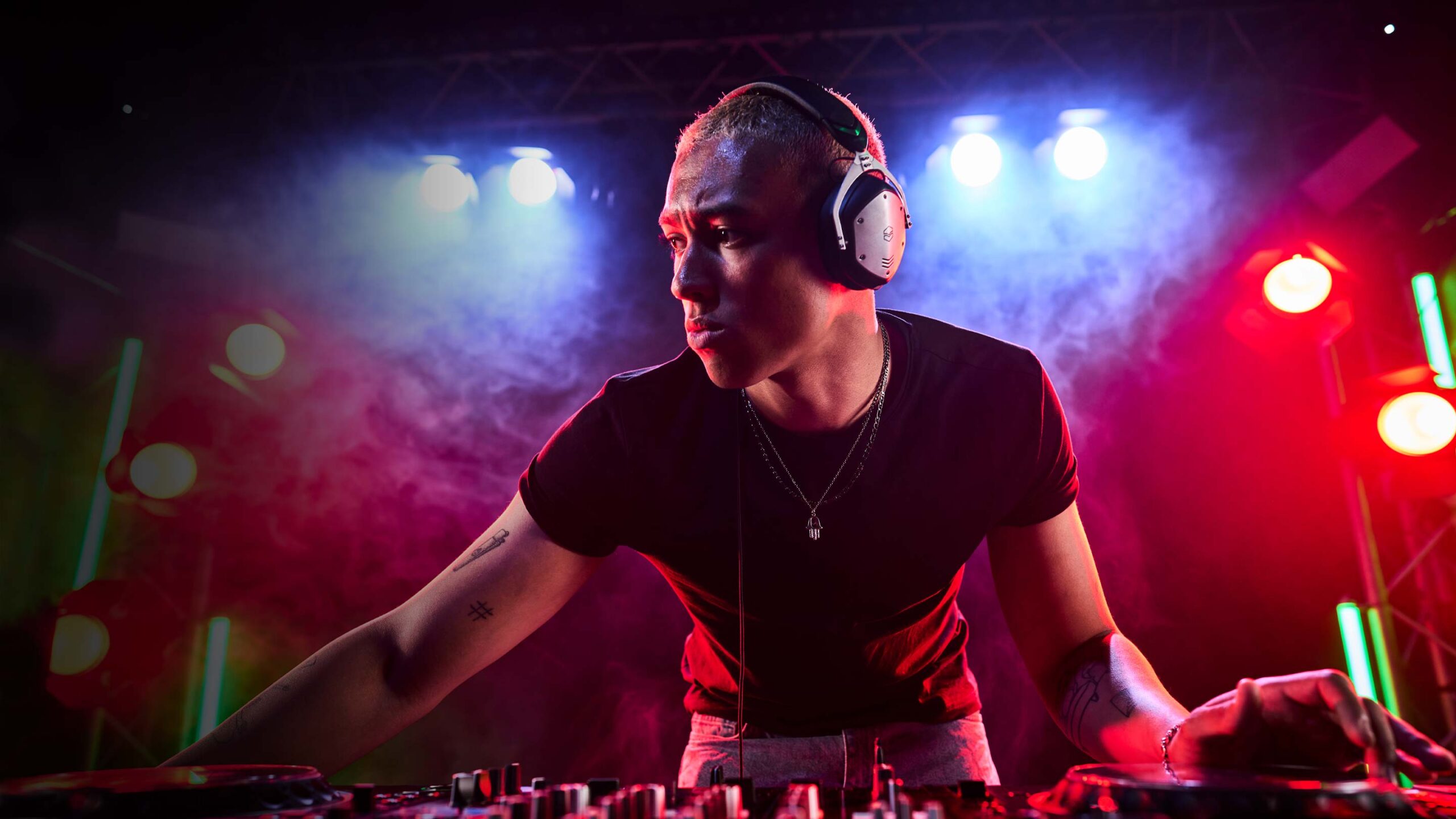 Pro Sound Gears Sales Store -Pro Sound Gears Sales Store XFBT3 Slider image 2880x1620 desktop 01 scaled